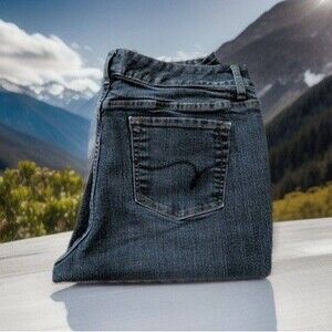 ST JOHNS BAY WOMEN'S SIZE 18 WP STRETCH BOOTCUT MEDIUM WASH BLUE JEANS 36x29 EUC